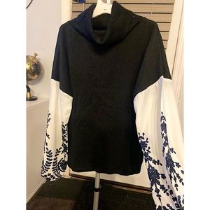 Embroidered ballon sleeve Sweater